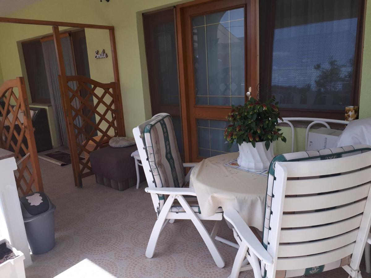 Apartmani Gojevic Vodice Bagian luar foto