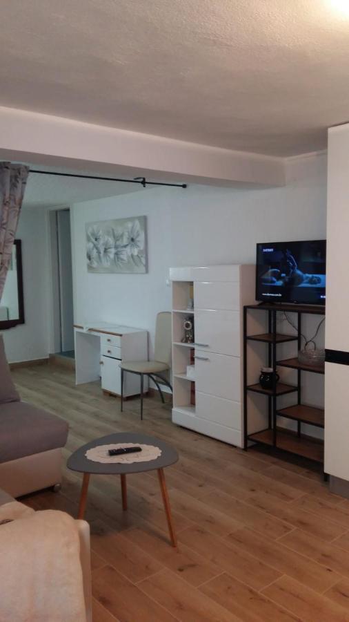 Apartmani Gojevic Vodice Bagian luar foto