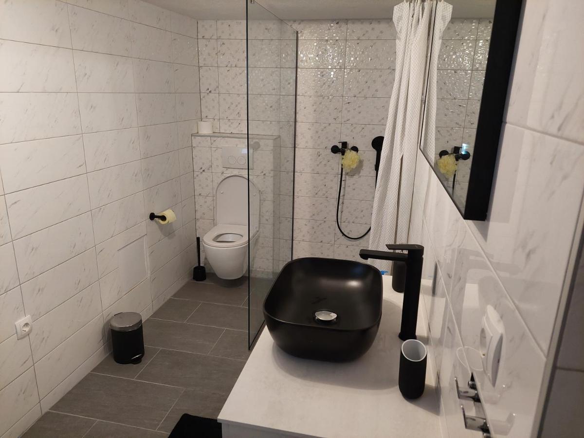 Apartmani Gojevic Vodice Bagian luar foto