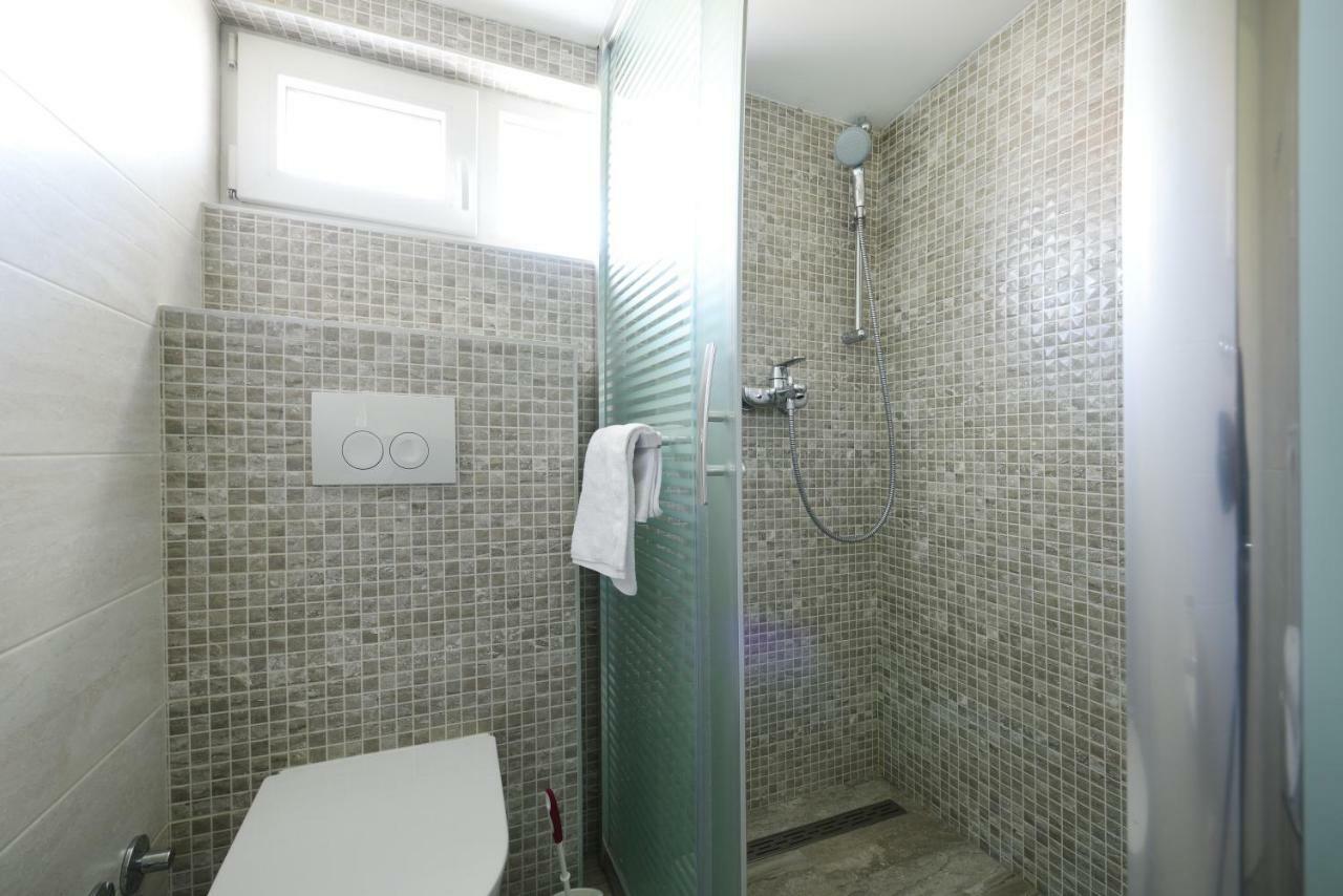 Apartmani Gojevic Vodice Bagian luar foto