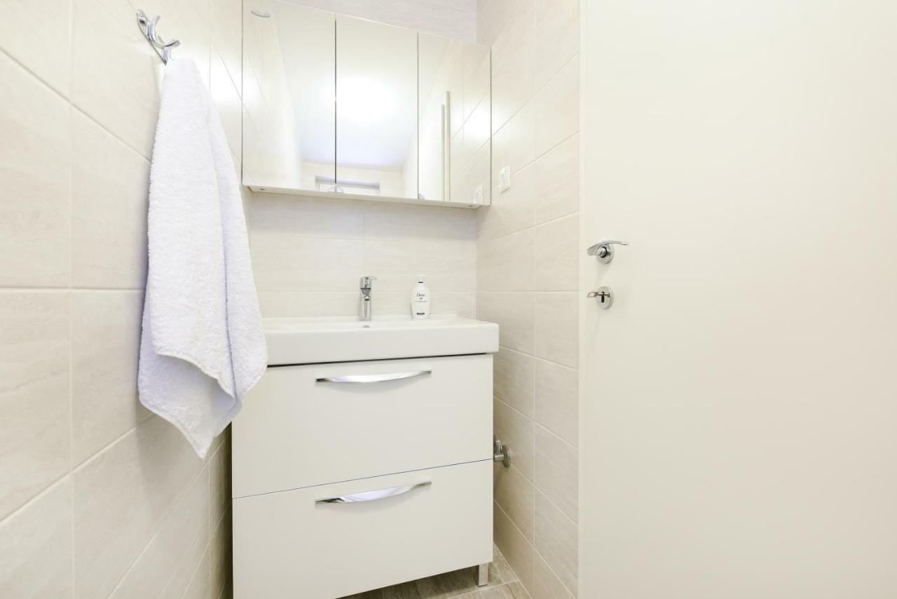 Apartmani Gojevic Vodice Bagian luar foto